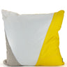 cuscino grande colore bianco giallo e beige, realizzato con il tessuto delle vele e inserto in tela Olona, prodotto da Rivelami