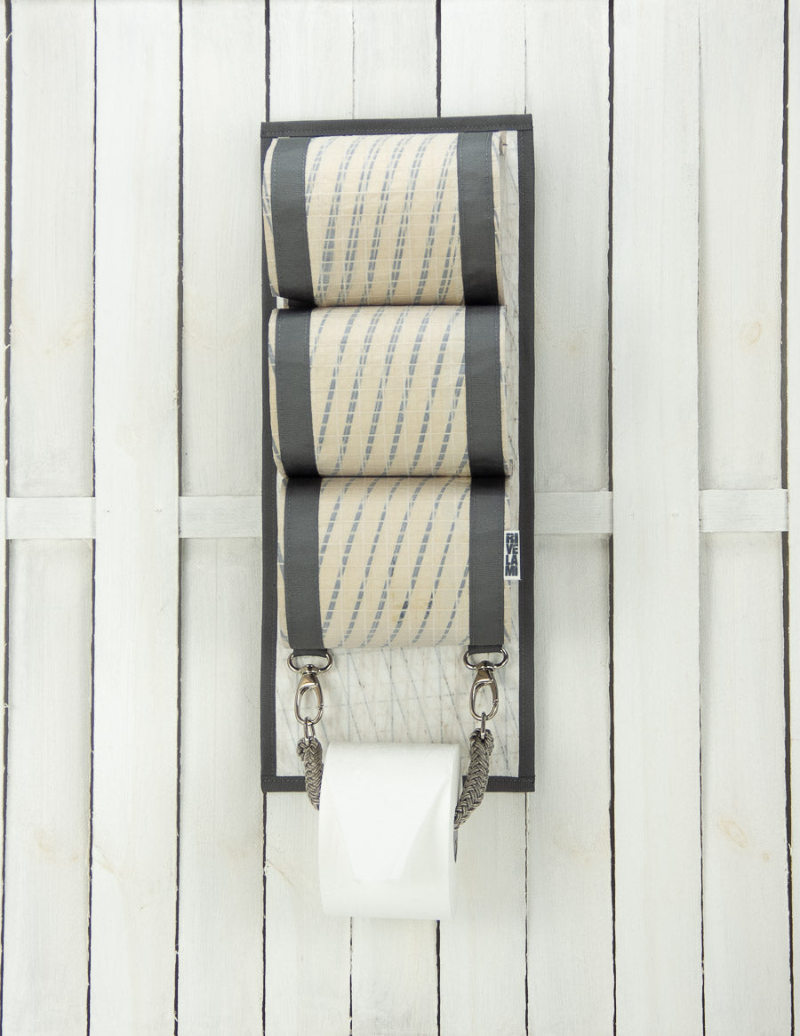 Rivelami | accessori bagno porta rotolo realizzato con vele riciclate